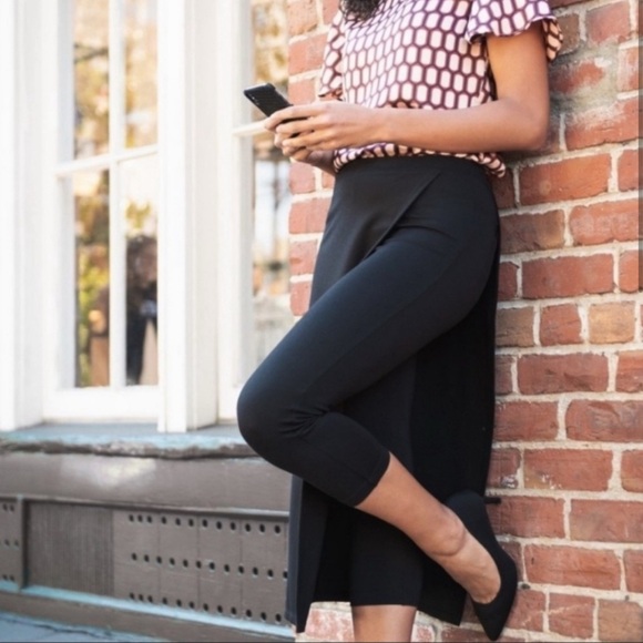 Betabrand Dresses & Skirts - Betabrand leggings with skirt